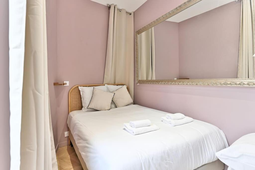 Appartement Proche Parc Monceau - III Parigi Esterno foto